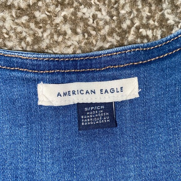 American Eagle Sleeveless Denim Vest - Picture 3 of 5